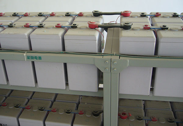 蓄電池監(jiān)測模塊