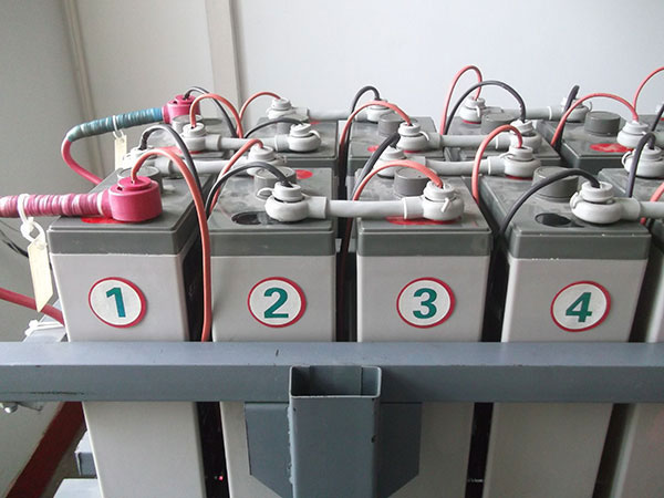 蓄電池內(nèi)阻監(jiān)測(cè)