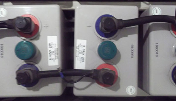 蓄電池遠(yuǎn)程監(jiān)控系統(tǒng)