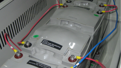 鈺鑫電氣為您預(yù)防蓄電池鼓脹問題？