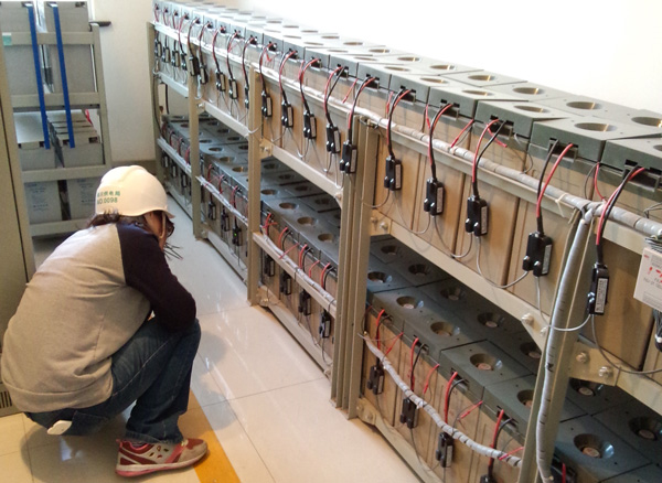 蓄電池監(jiān)測(cè)傳感器